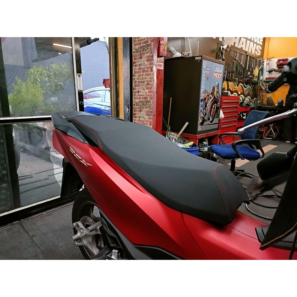 เบาะปาด PCX160  เบาะปาดทรงซิ่ง 2ตอน / 1ตอน โครงเทียม  ผ้าเรดเดอร์ ด้ายแดง