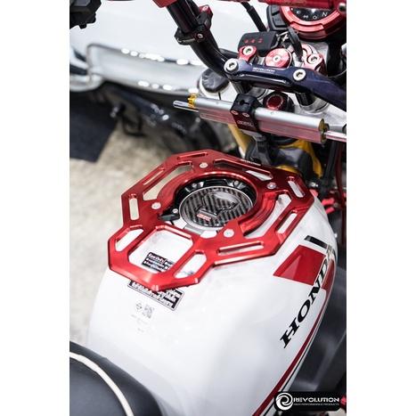 การ์ดกันรอยถังน้ำมัน CNC  MONKEY-125 แบรนด์ REVOLUTION