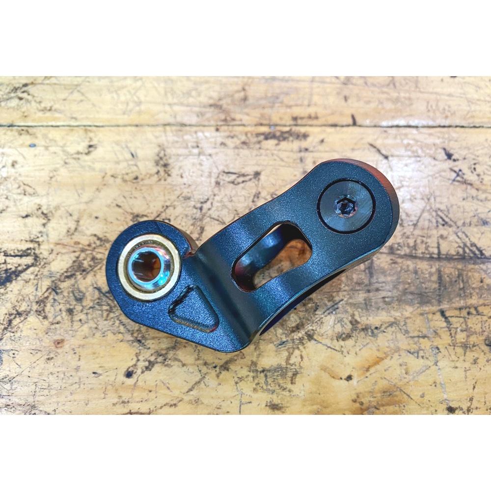 กันสะบัด APEX PRO DAMPER สีดำแกนทอง ขนาด 80 mm. Aluminium Alloy Racing Boy RCB กันสบัด