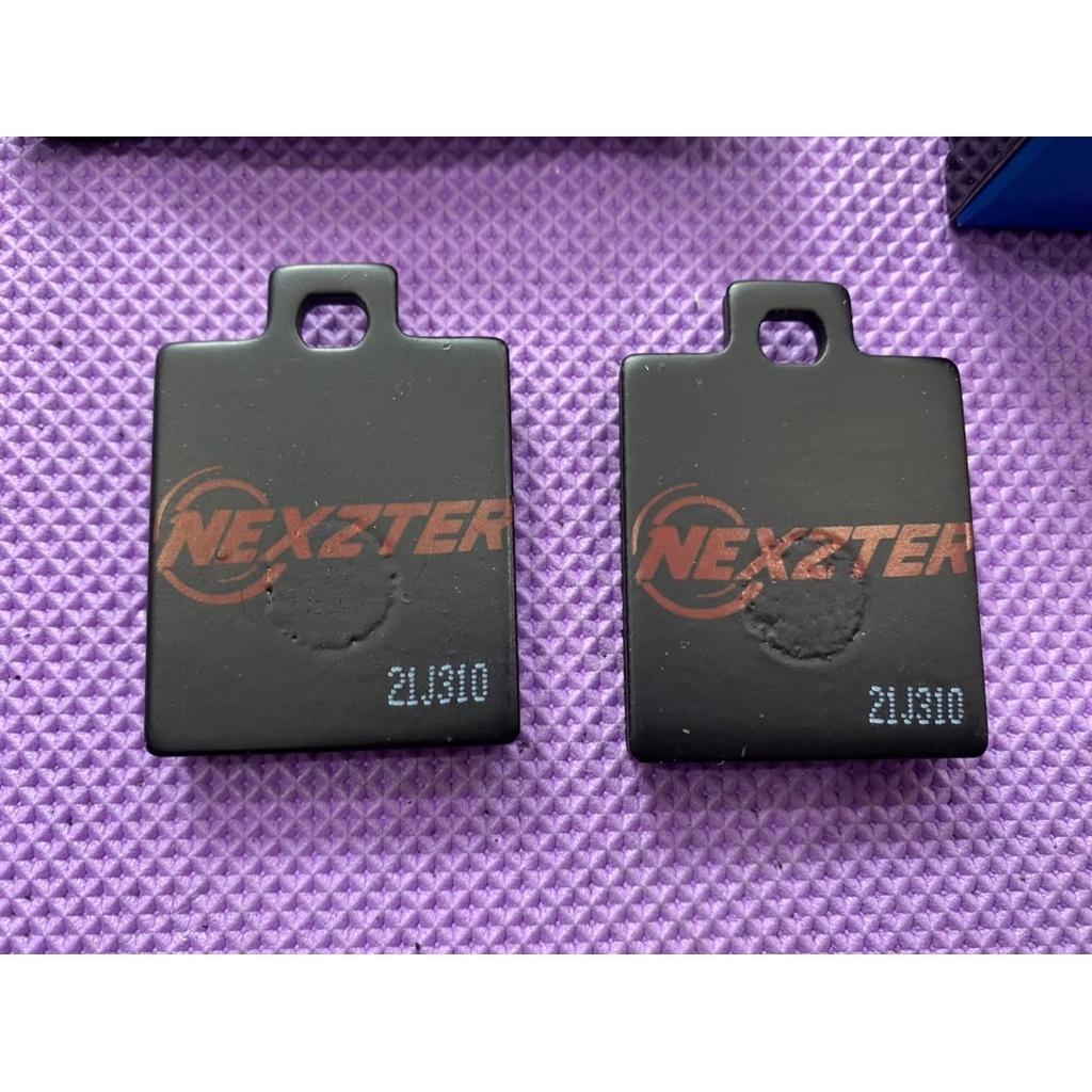 ผ้าเบรค 113113AA Vespa LX,S,L,LXV (F)หน้า / Lambretta V125,V200 (R)หลัง  แบรนด์ Nexzter