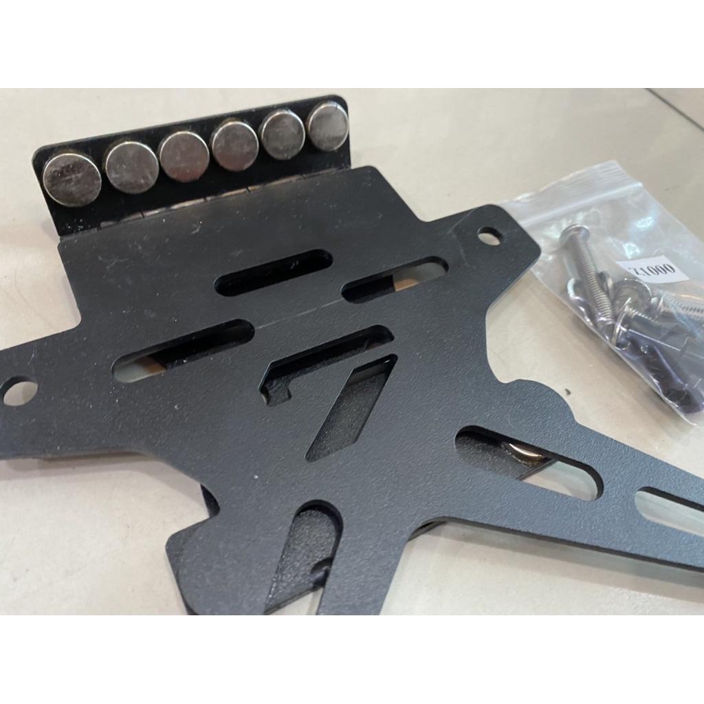 ท้ายพับ Z1000 ท้ายสั้นแม่เหล็กพับได้ ไม่มีหูยึดไฟเลี้ยว   sevenspeed113.