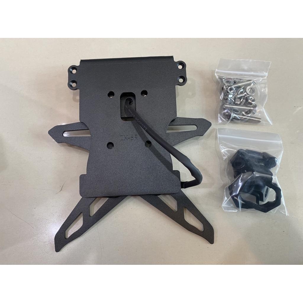 134.ท้ายสั้นแม่เหล็กพับได้ แบบมีไฟส่องป้ายทะเบียน รุ่น ZX 6 R / sevenspeed