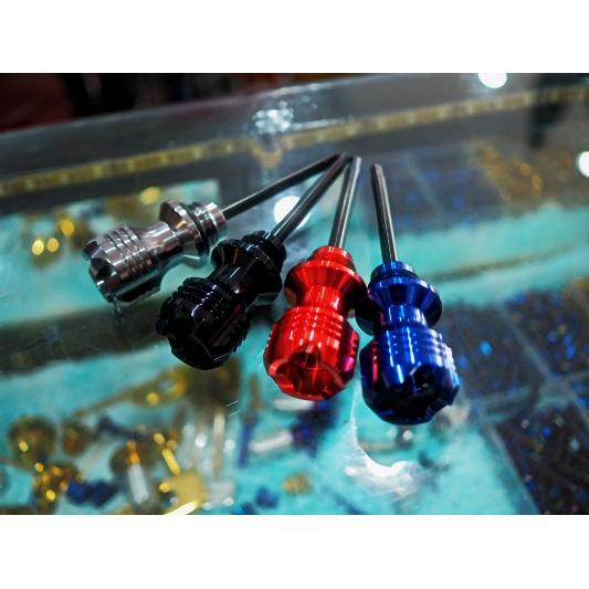 ฝาปิดวัดระดับน้ำมันเครื่อง(สั้น)  ADV150 / ADV350 / FORZA300-350 / PCX150-160   งาน REVOLUTION