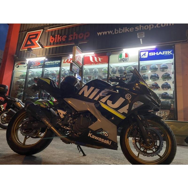 ชุดแต่ง Ninja400 วิงใต้คาง + ชิวหน้าอคิลิคดำ ทรงโหนก