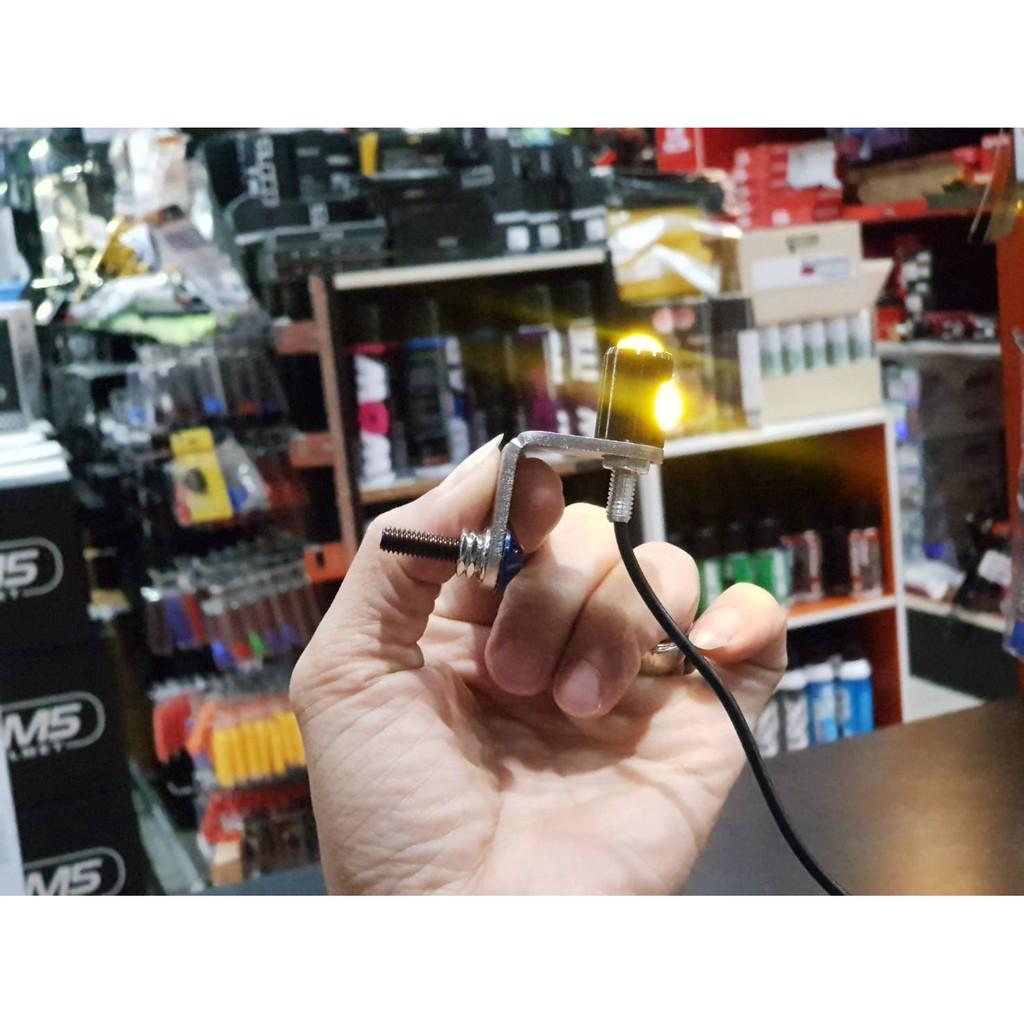 ชุดไฟตาแมว LED พร้อมขาจับสแตนเลสแท้ 304 หนา 3มิล+น็อตลเสหัวปีกดอกไม้
