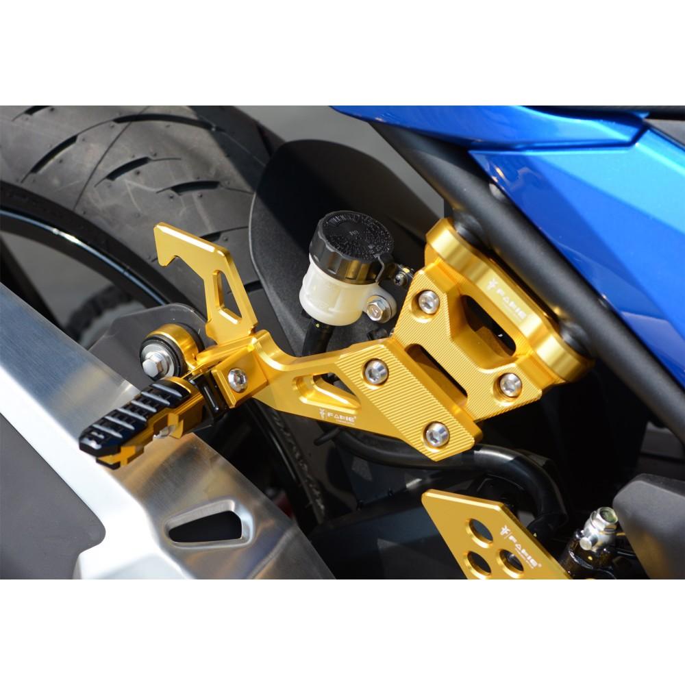 ชุดพักเท้าหลัง ตรงรุ่น NINJA400 งานFAKIEแท้  คละสี*