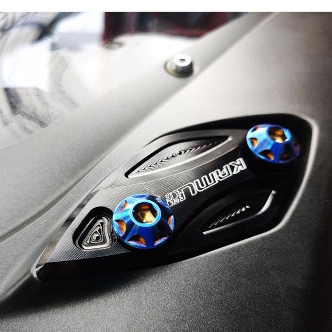 แผ่นปิดรูกระจก ตรงรุ่น CBR250RR งาน KAMUI แท้  คละสี **CBR 250RR NEW ปิดกระจก