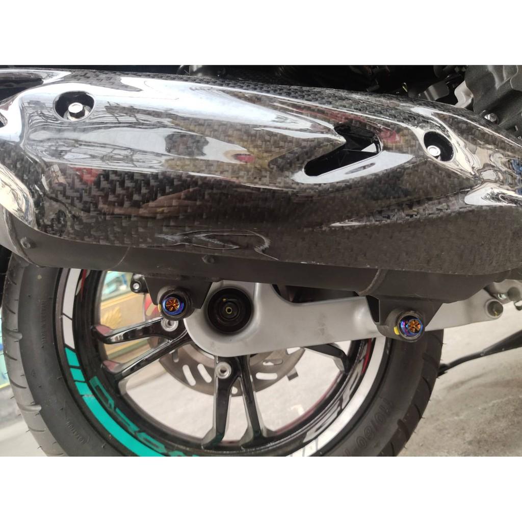 7.ชุดน็อตจับปลายท่อ =2ตัว GPX DRONE150 น็อตสแตนเลส ทองและไทเท NEW!!**จุดที่7**