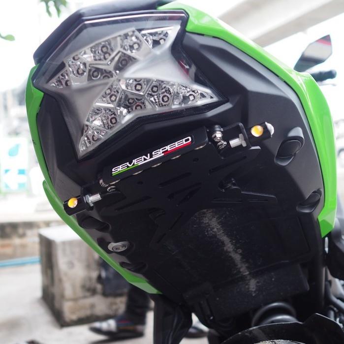 465.ท้ายสั้นแม่เหล็กพับได้ มีไฟส่องป้ายทะเบียน รุ่น  Z650/NINJA650 / Sevenspeed