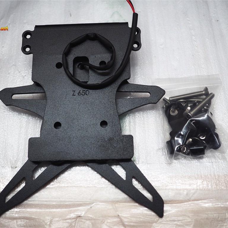 465.ท้ายสั้นแม่เหล็กพับได้ มีไฟส่องป้ายทะเบียน รุ่น  Z650/NINJA650 / Sevenspeed
