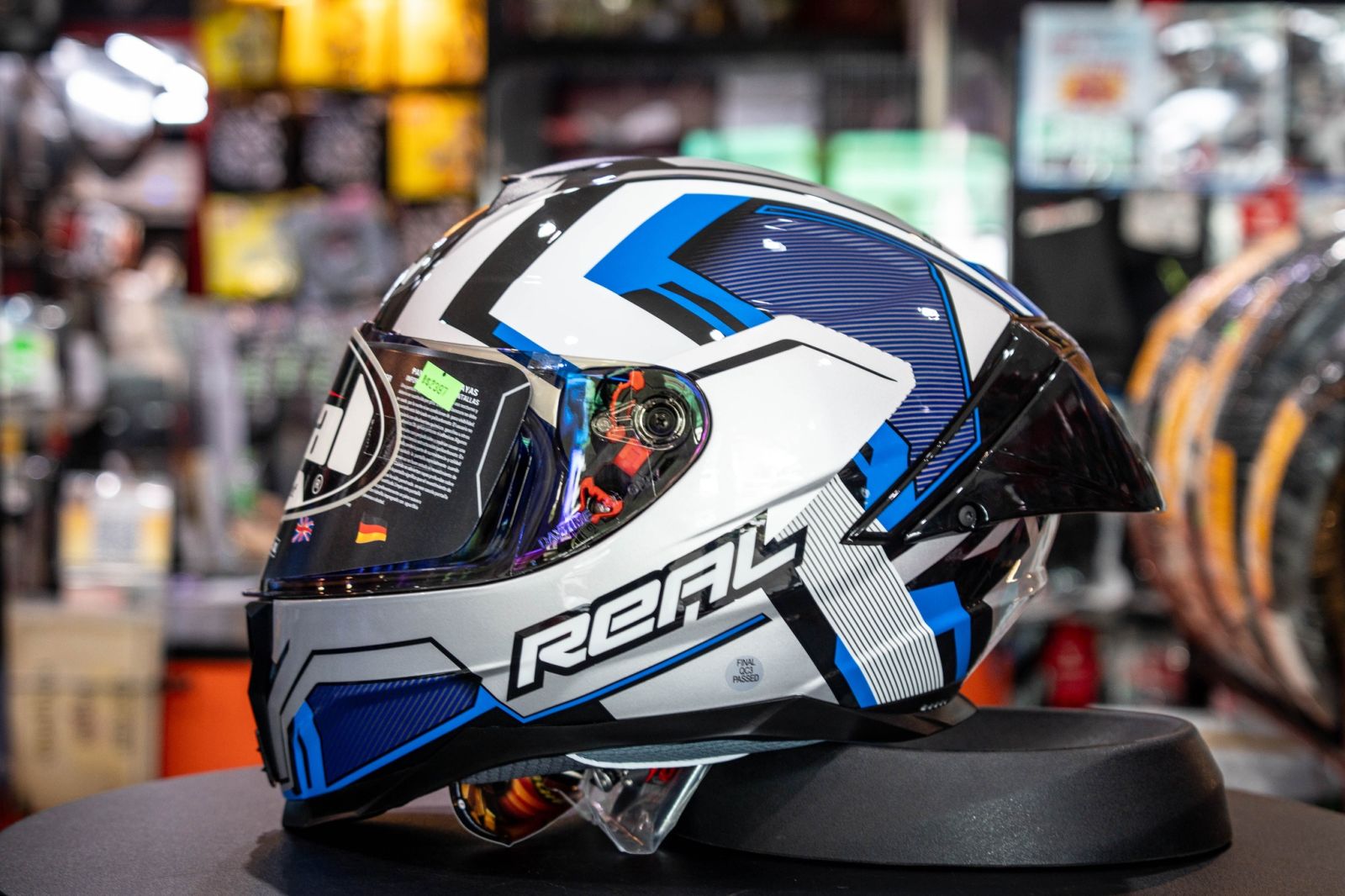หมวกกันน็อค REAL FALCON CYBERWAVE