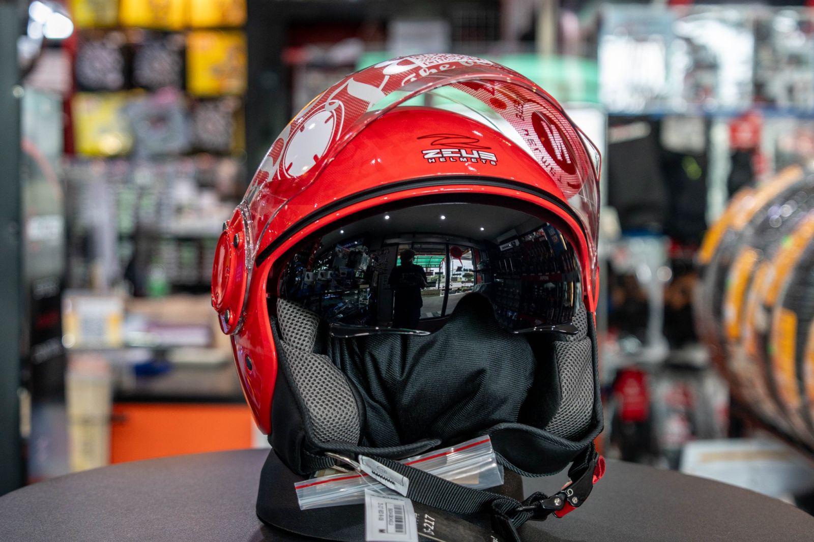 หมวกกันน็อค ZEUS ZS-217 BN2 | Red | Blue