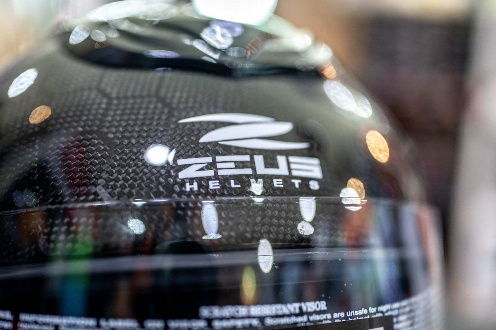 หมวกกันน็อค ครึ่งใบ ZEUS ZS-625 | Hexagon Carbon ฟรีชิลล์ปรอท