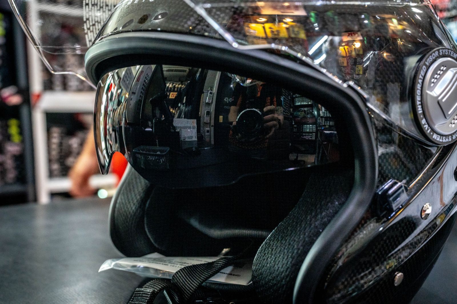 หมวกกันน็อค ครึ่งใบ ZEUS ZS-625 | Hexagon Carbon ฟรีชิลล์ปรอท