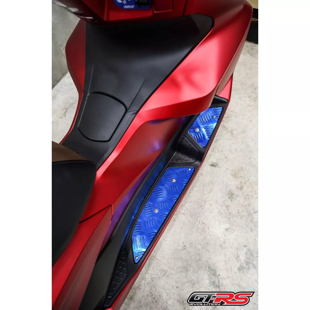 แผ่นรองพื้น (มีเนียม) ลาย5ขีด GTRS PCX-160 NEW ปี 2025