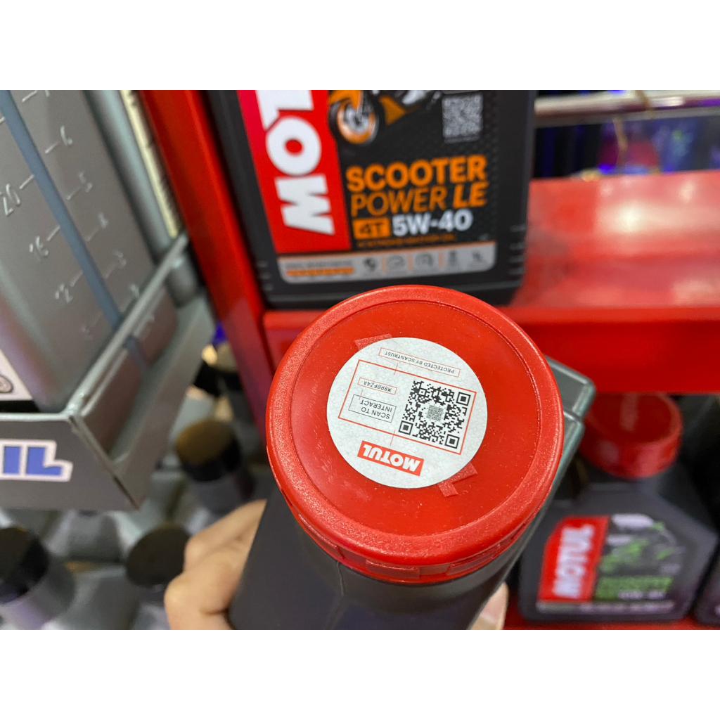 น้ำมันเครื่อง MOTUL Scooter  Power LE 5W40 สังเคราะห์แท้ ขนาด 1 ลิตร