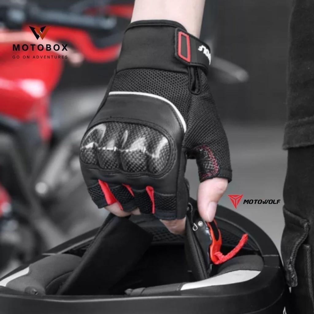 28. ถุงมือผ้า การ์ดคาร์บอนแบบครึ่งนิ้ว ถุงมือครึ่งนิ้ว แบรนด์ Motowolf 0327 ถุงมือขับมอเตอร์ไซส์ ปรับขนาดข้อมือได้ สีแดง