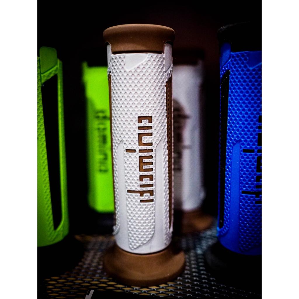 ปลอกแฮนด์ DOMINO A350 แท้ อิตาลี่ ใส่ได้ทุกรุ่น ใส่ตุ้มปลายแฮนด์ได้