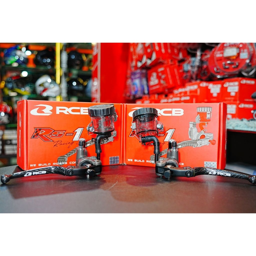 ปั้มเบรค ก้านคาร์บอนแท้ RCB รุ่น Rs1 เบอร์ 17mm. ซ้าย/ขวา  กระปุกน้ำมันใหญ่กว่าเดิม ปั้มบน Racingboy R/L