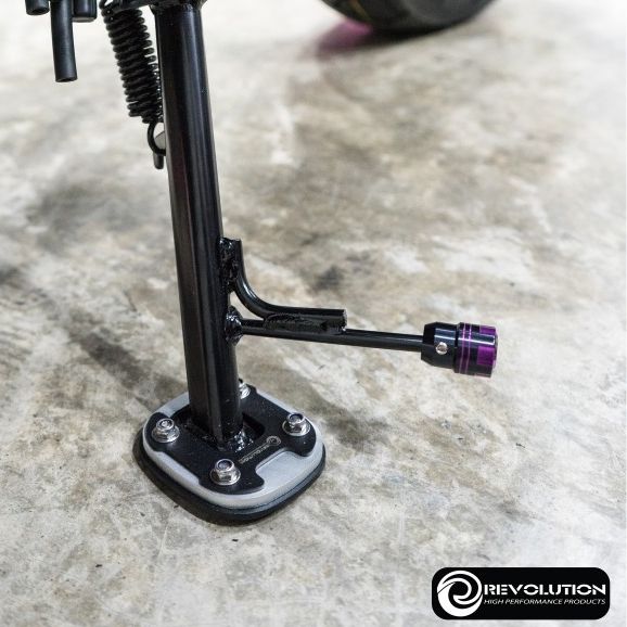 607. ตัวครอบแกนเขี่ยขาตั้งข้าง (ทูโทน) แบรนด์ REVOLUTION ตรงรุ่น ADV-350, FORZA-350