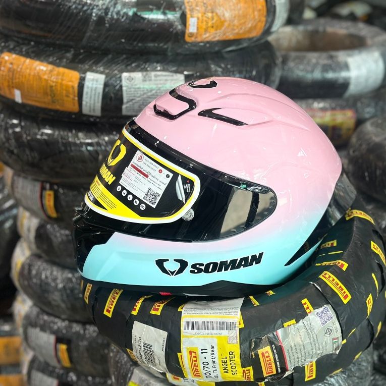 **.หมวกกันน็อค Soman SM973 เป็นหมวกกันน็อคเต็มใบสไตล์สปอร์ตมีน้ำหนักเบา นวมใส่สบาย และรองรับการติดตั้งบลูทูธ (H020)