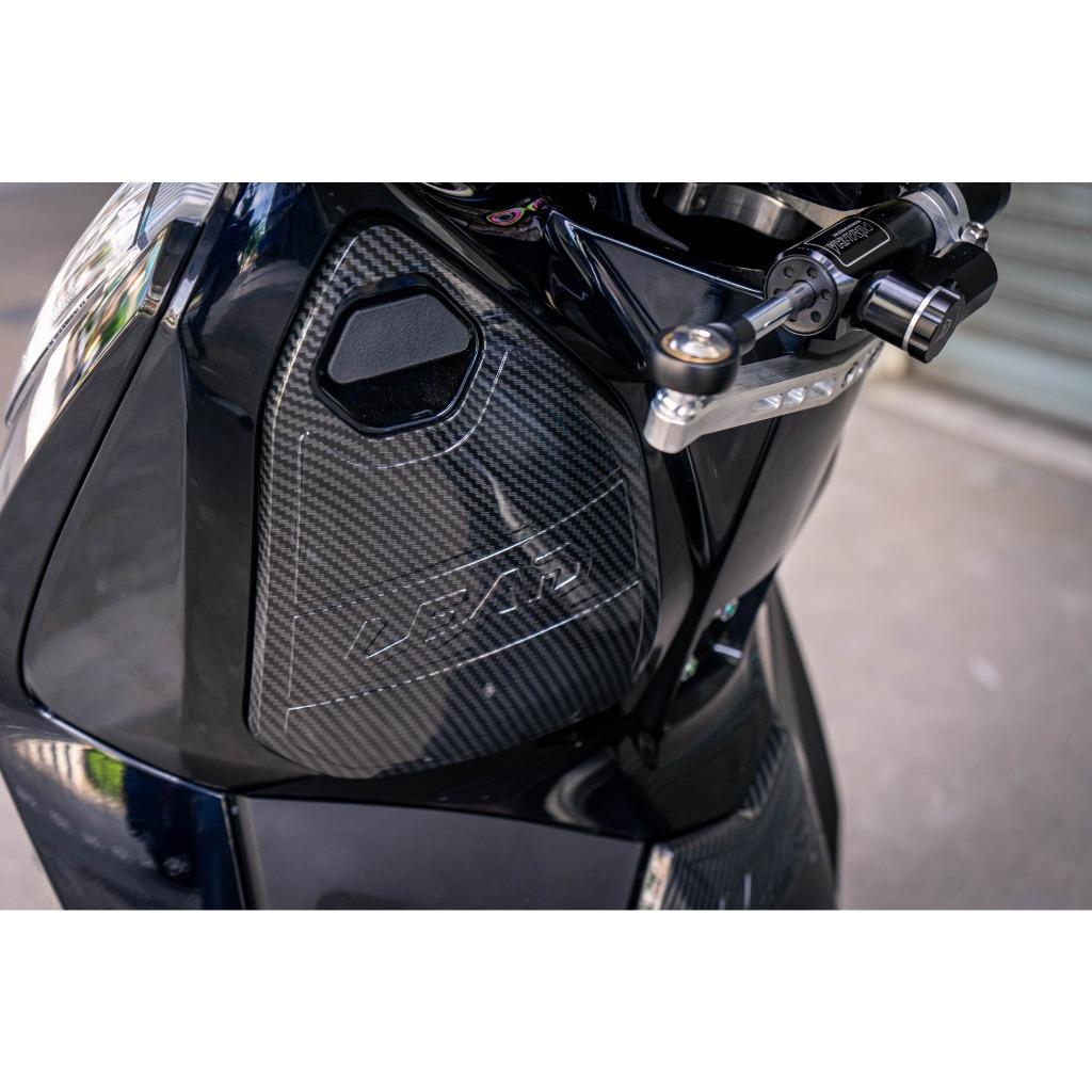 ฝาครอบเก๊ะแต่ง  Lead-125 แบรนด์ Piranha มีลายคาร์บอน / ชุบโครเมี่ยม ฝาครอบเก๊ะลายคาร์บอน