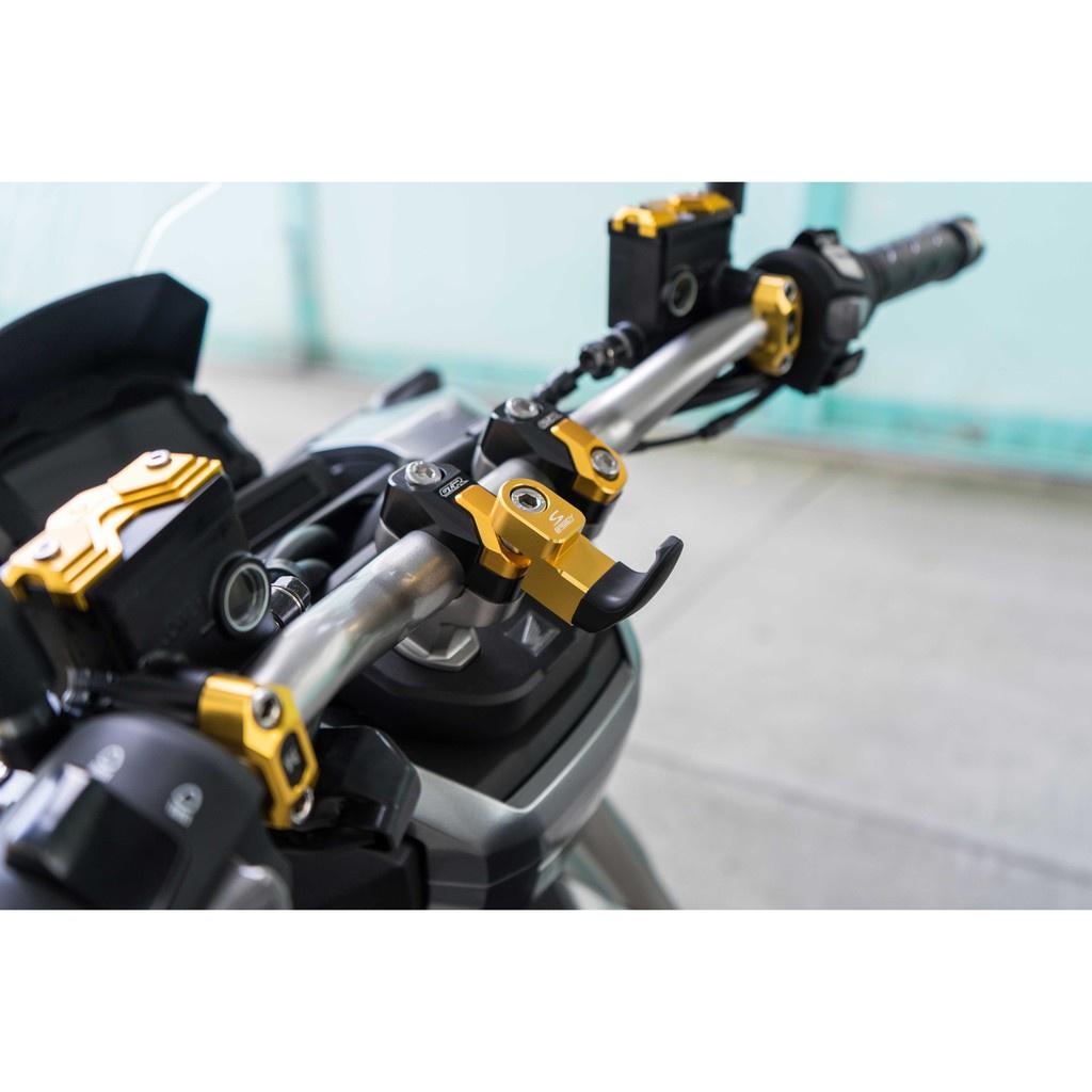 ตัวแขวนหมวก ตัวเกี่ยวพลาสติก/ยึดตุ๊กตา CNC ADV150 / PCX150 / X-MAX300   Speedy